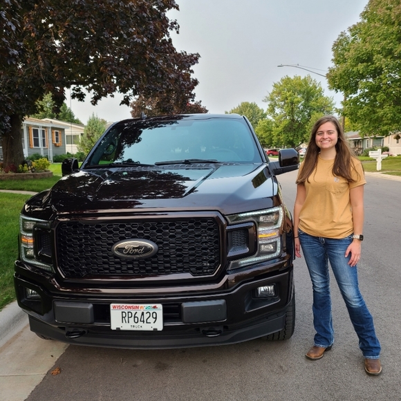 Meet your Posher, Rachel - Picture 5 of 5